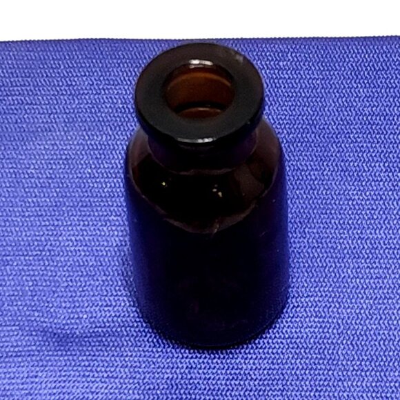 T.C. Wheaton & Co. T.C.W. Co. USA 28 Apothecary Med Bottle 2" Collectible RARE - Picture 3 of 7